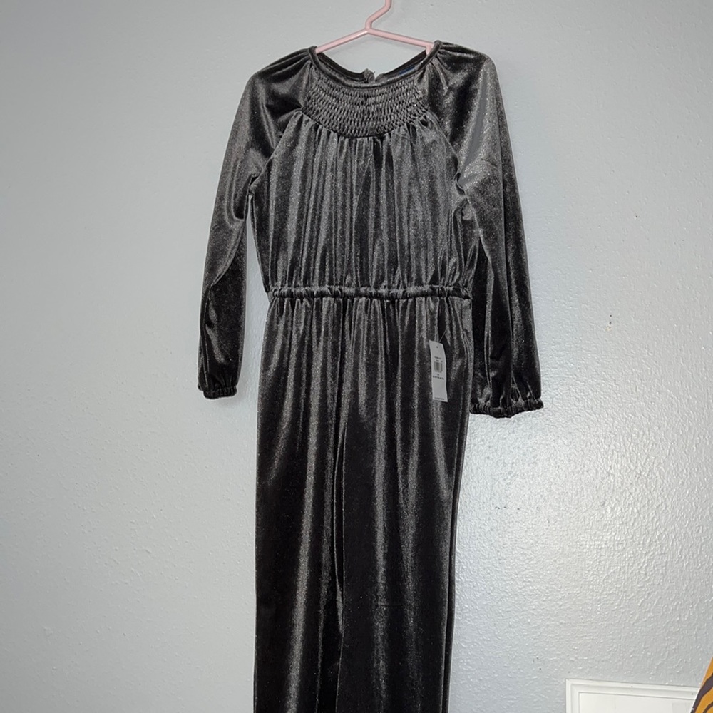 🤩4/$15🥳 NWT Old Navy grey velvet jumpsuit